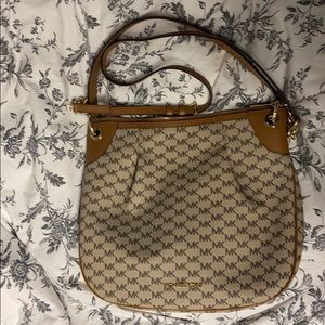NWOT micheal kors purse